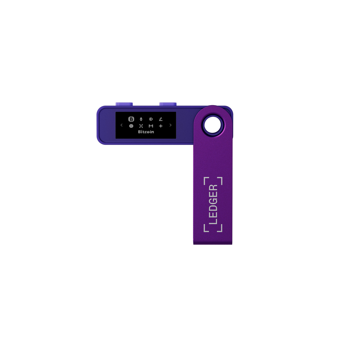 Una billetera de hardware Ledger púrpura. La pantalla muestra Bitcoin. El logotipo de Ledger está en la solapa de metal.