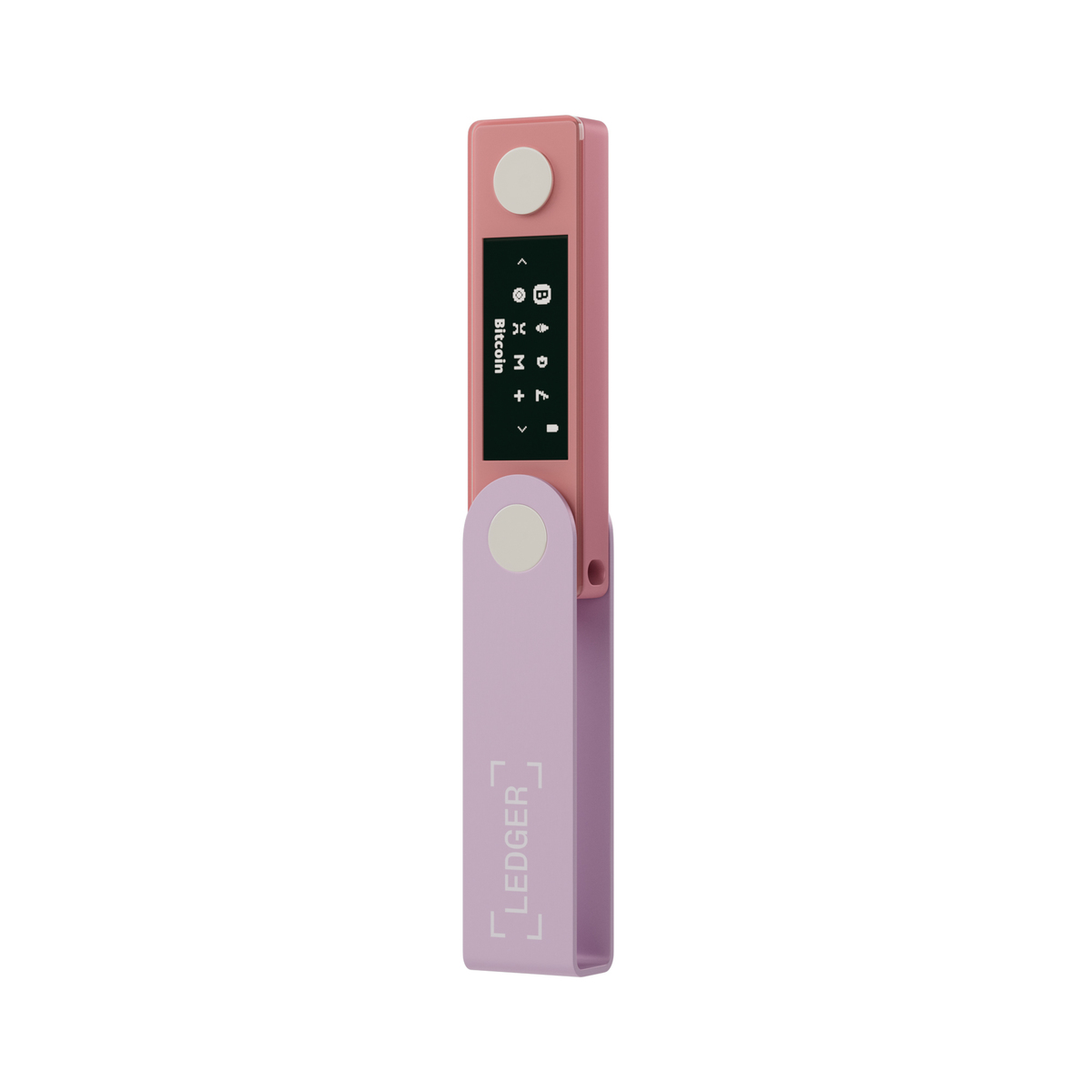 Una billetera de hardware criptográfico Ledger Nano S. Parte superior rosa, parte inferior lavanda. La pantalla muestra Bitcoin. Dos botones blancos. Logotipo de Ledger.