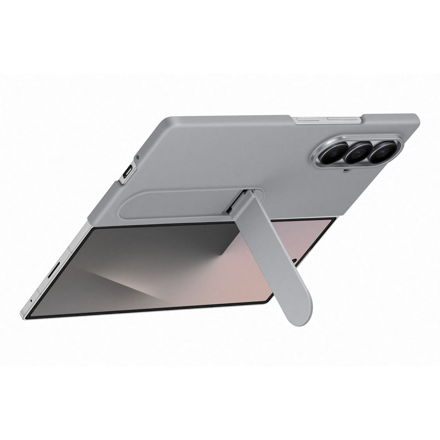 Une tablette argentée avec un support est inclinée. L'écran est sombre et montre un reflet. Trois lentilles de caméra sont visibles.