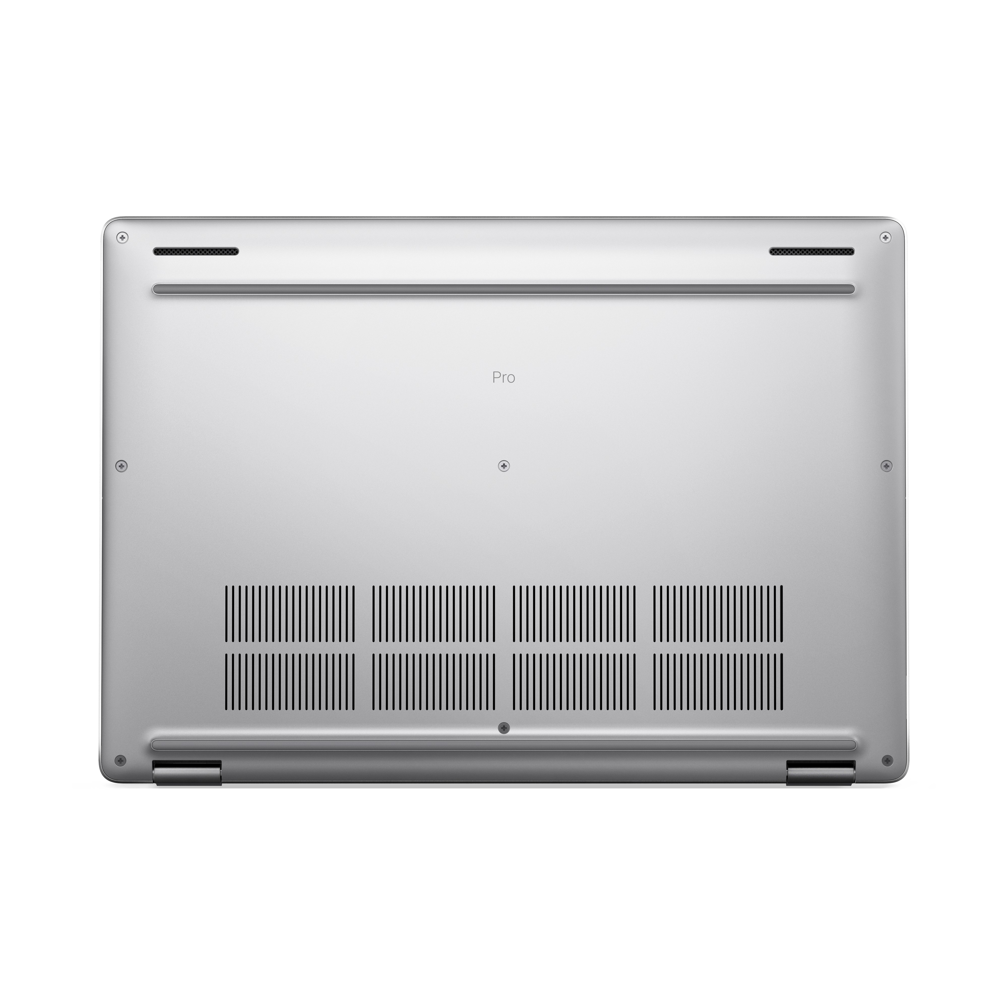 Die Unterseite eines silbernen Laptops wird gezeigt. Es hat Lüftungsschlitze, Schrauben und das Wort 'Pro'. Der Hintergrund ist weiß.