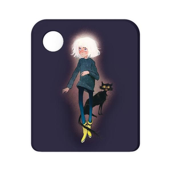Ein Mädchen mit weißen Haaren und gelben Stiefeln steht mit einer schwarzen Katze. Der Hintergrund ist dunkelblau mit einem weißen Kreis.