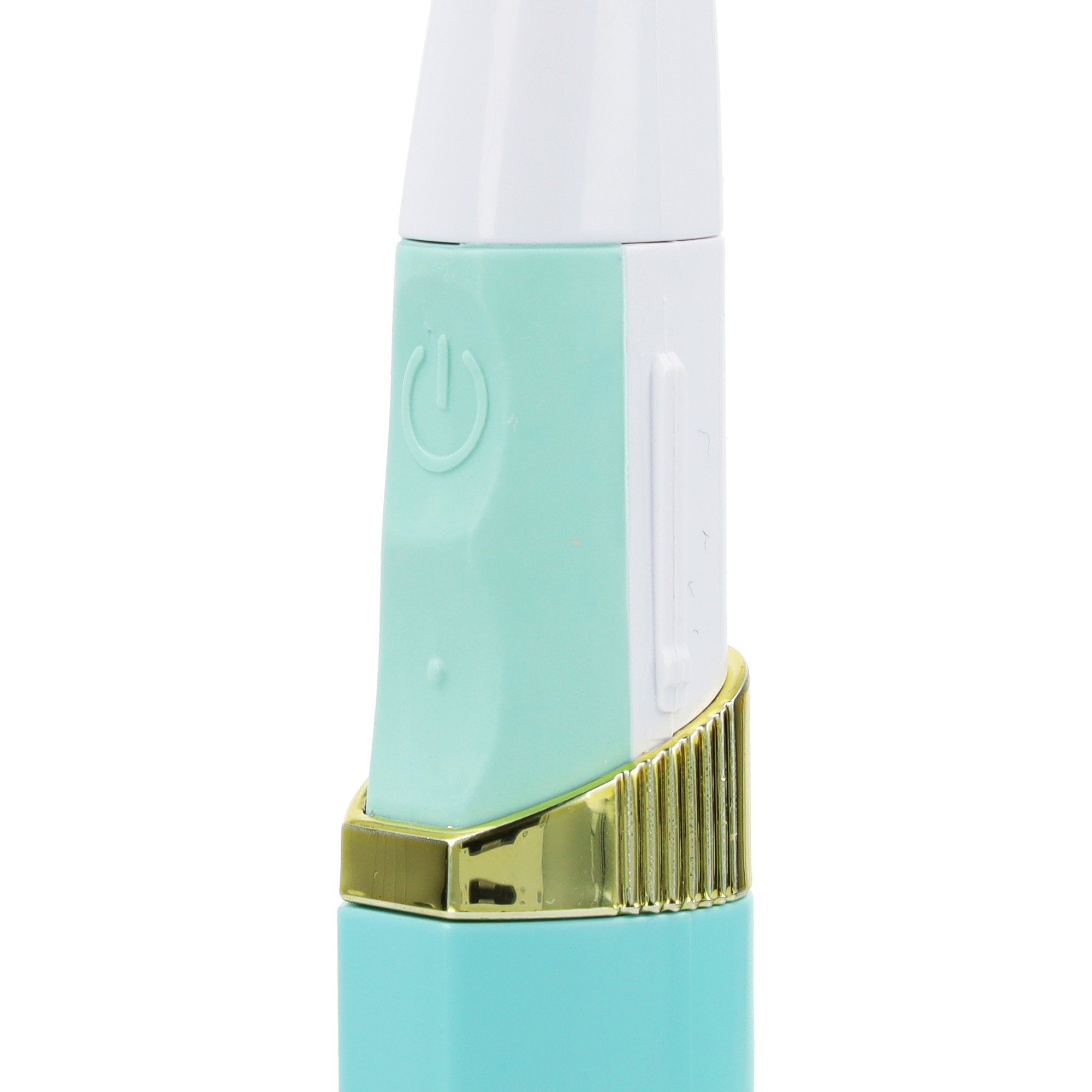 Zbliżenie turkusowo-białego urządzenia ze złotym akcentem. Widoczny przycisk zasilania. Tło jest białe.