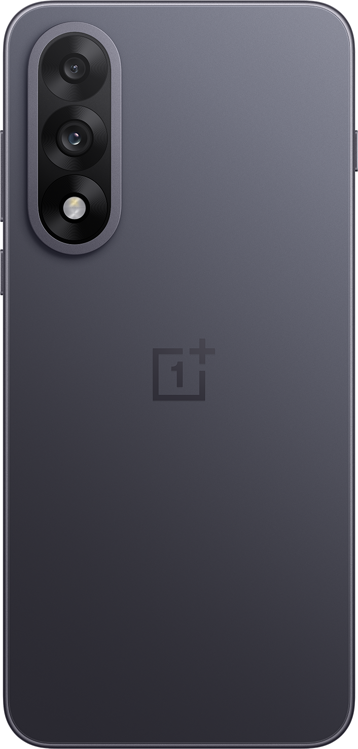 Sötétszürke okostelefon hátlapja három függőlegesen elrendezett kamerával. OnePlus logó.