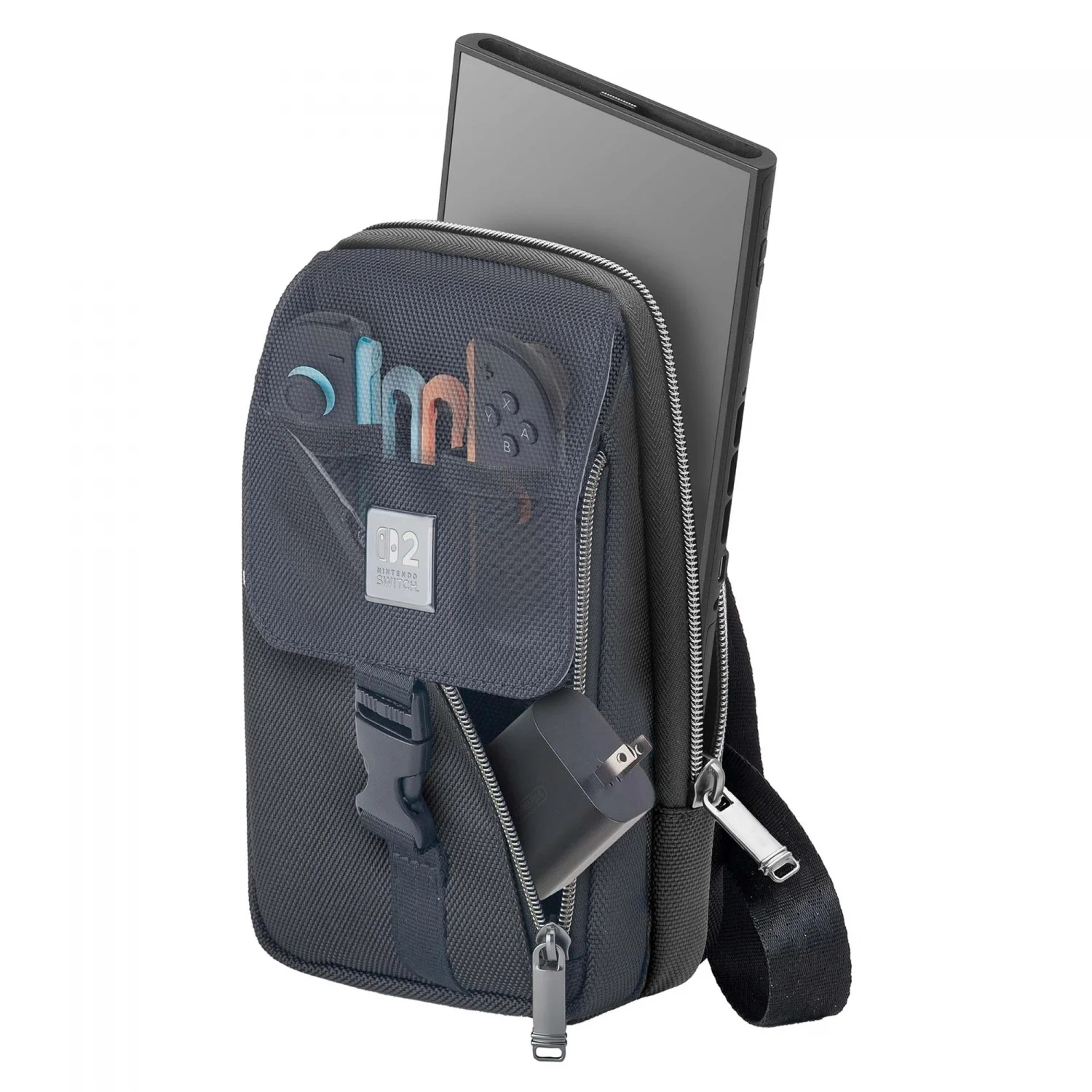 Una bolsa negra para Nintendo Switch con consola, mandos y cargador. La bolsa es gris oscuro con correa y cremallera.