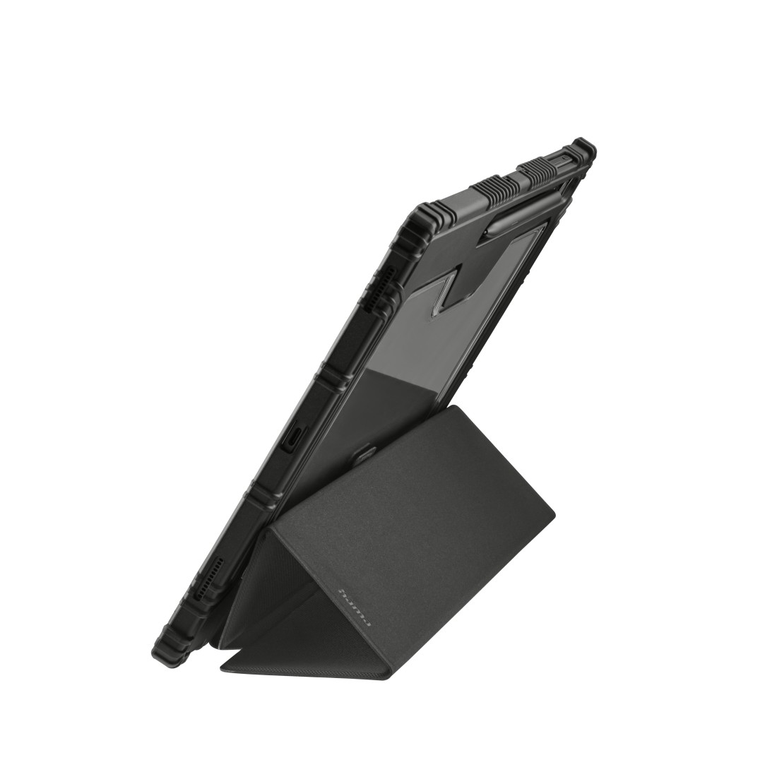 Schwarzes Tablet in einer Hülle mit integriertem Ständer. Das Tablet ist geneigt und zeigt den Bildschirm und den Ständer. Der Hintergrund ist weiß.