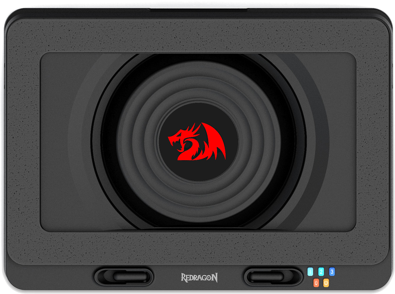 Czarne urządzenie Redragon z konstrukcją przypominającą głośnik. Na środku czerwone logo smoka.