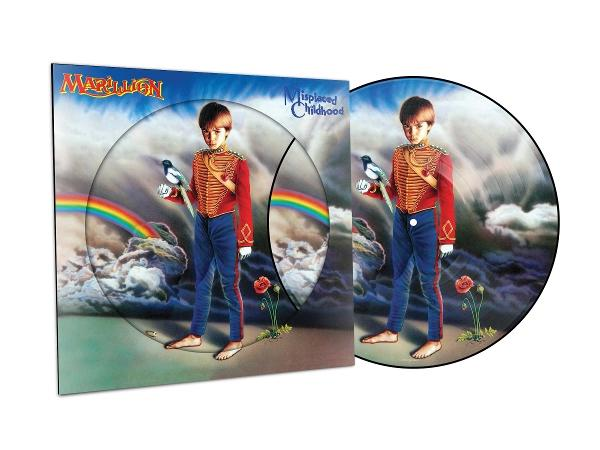 Albumcover: Ein Junge in roter Jacke und blauer Hose hält einen Vogel vor einem bewölkten Himmel mit Regenbogen.