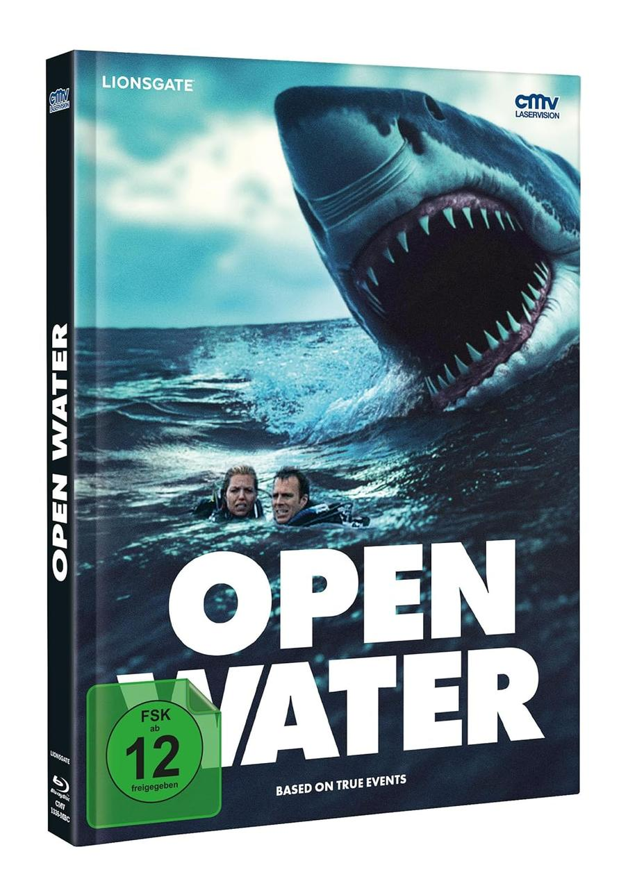 Filmcover von 'Open Water'. Ein Hai mit offenem Maul überragt zwei Personen im Wasser. Text: OPEN WATER, basiert auf wahren Begebenheiten.