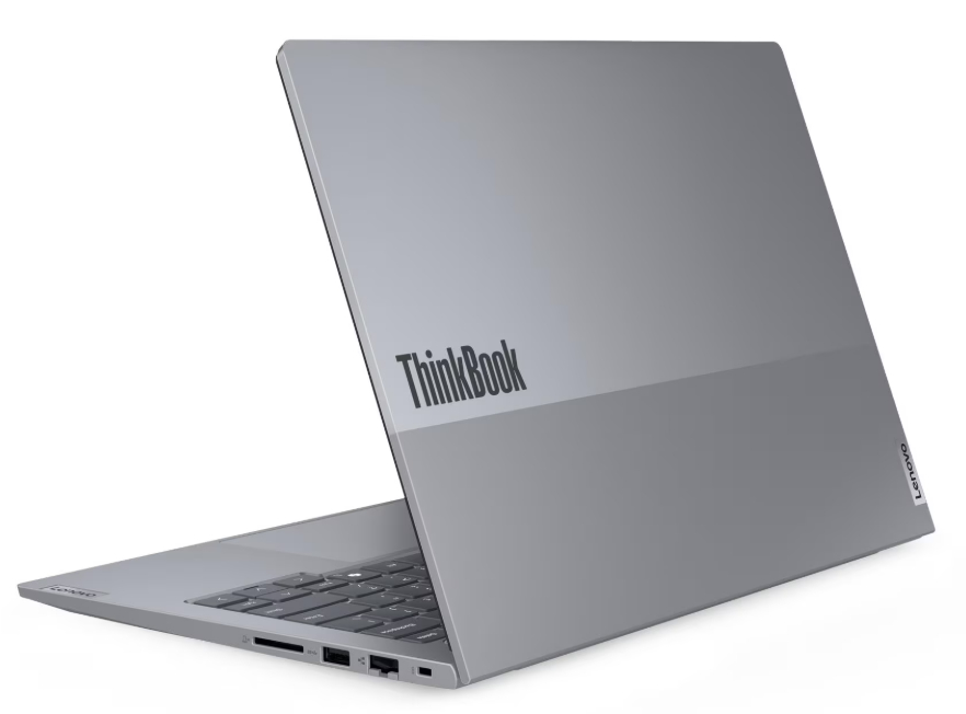 Ein graues ThinkBook-Laptop wird von der Seite gezeigt. Der Bildschirm ist geöffnet und zeigt die Tastatur. Das Lenovo-Logo ist sichtbar.