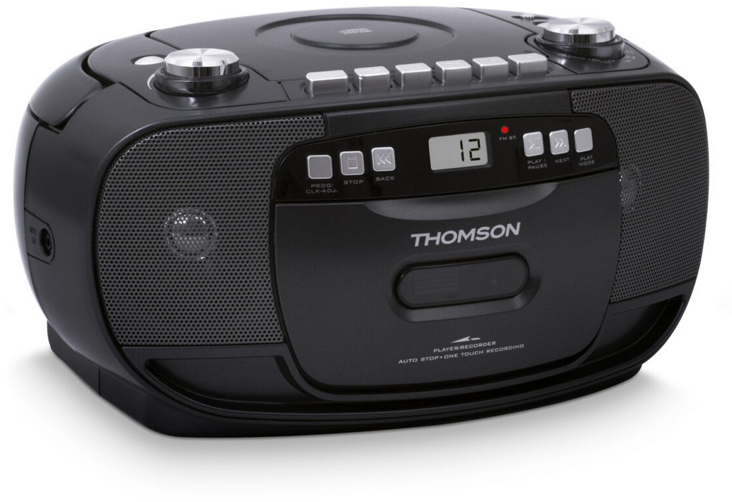 Fekete Thomson boombox CD-lejátszóval, rádióval és gombokkal. A kijelzőn '12' látható. A hangszórók oldalt vannak.