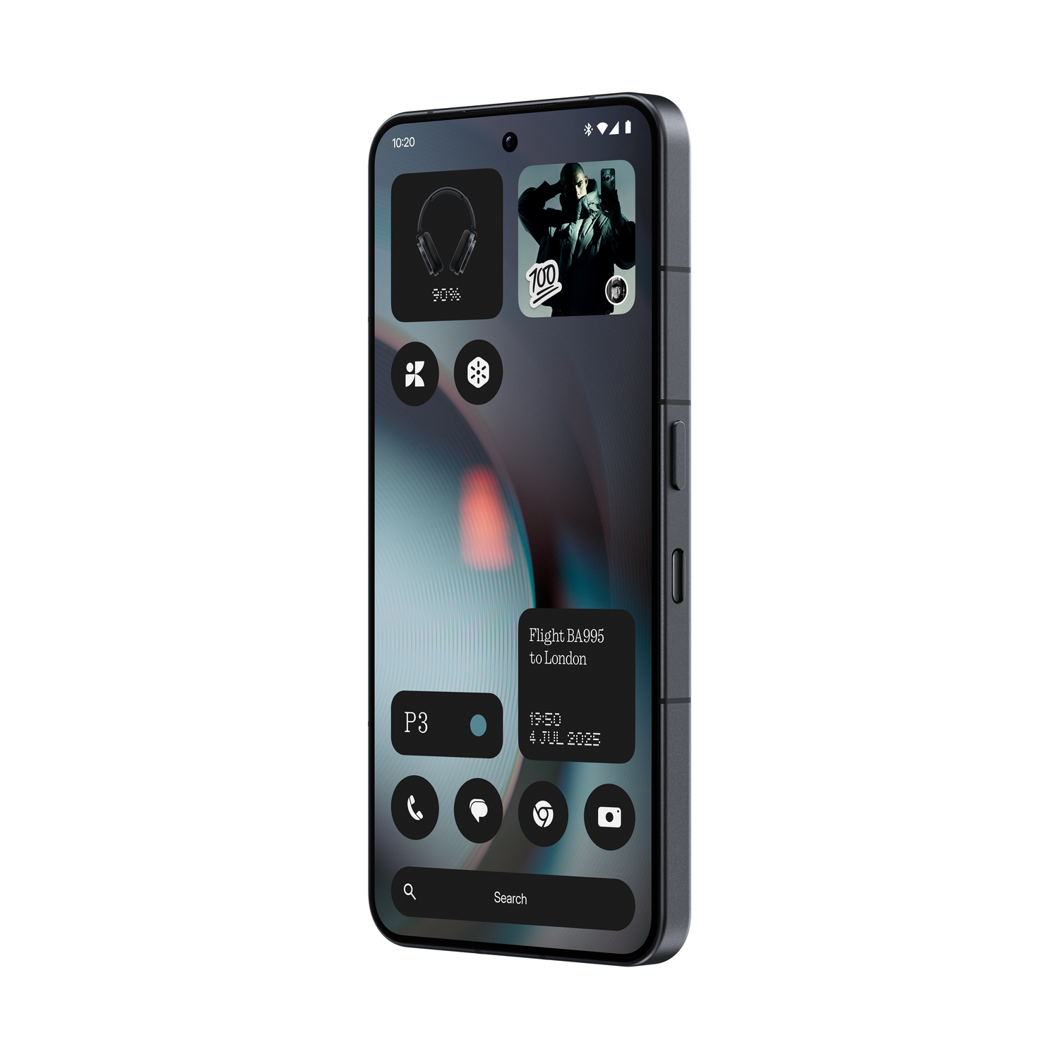 Un teléfono inteligente negro muestra una pantalla de inicio con widgets, incluyendo auriculares, un selfie, información de vuelo e iconos de aplicaciones.