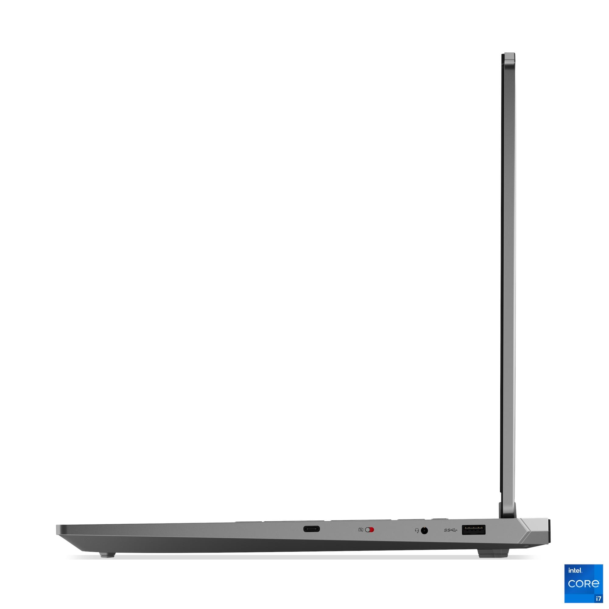 Seitenansicht eines grauen Laptops. Der Bildschirm ist geöffnet. Anschlüsse sind an der Seite sichtbar, darunter ein USB-Anschluss.
