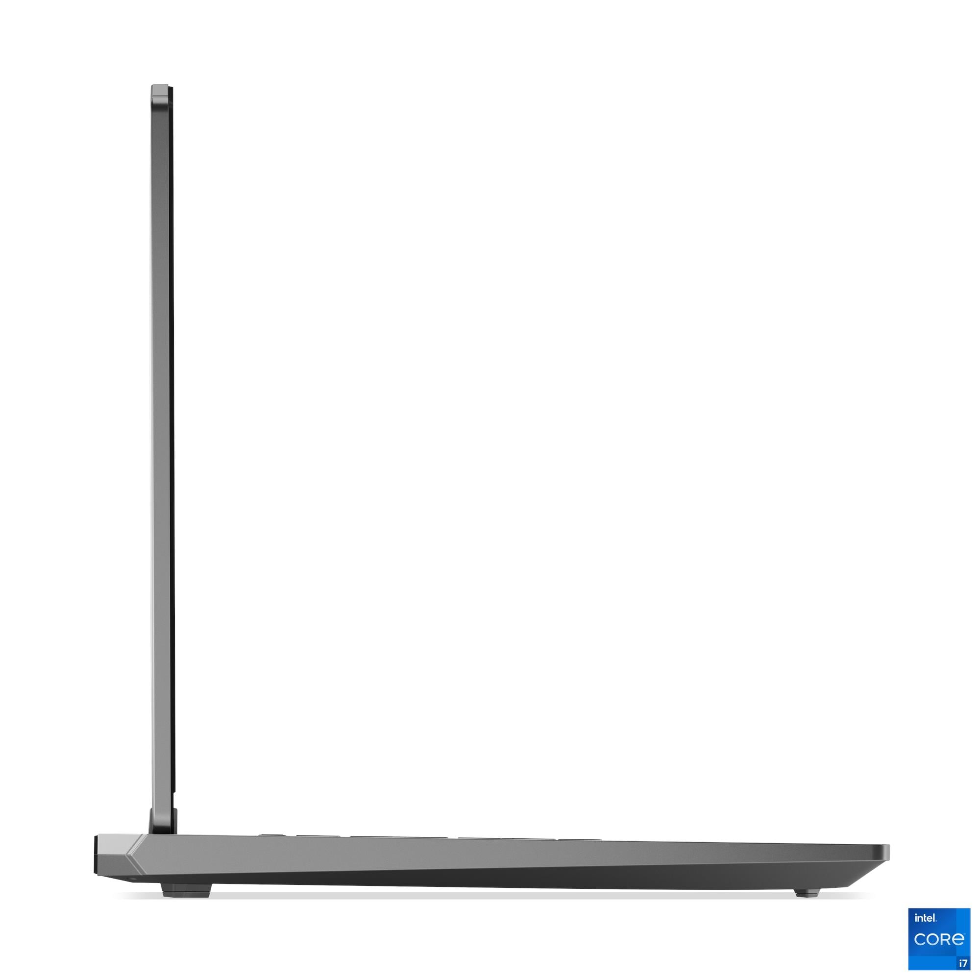Seitenansicht eines silbernen Laptops. Er ist geöffnet und zeigt die Bildschirmkante und die Tastatur. Weißer Hintergrund. Intel Core i7-Aufkleber.