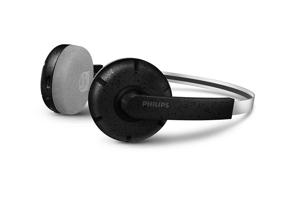 Fejhallgató fehér háttérrel. Fekete fülhallgatók, szürke párnák, ezüst fejpánt és Philips logó látható.