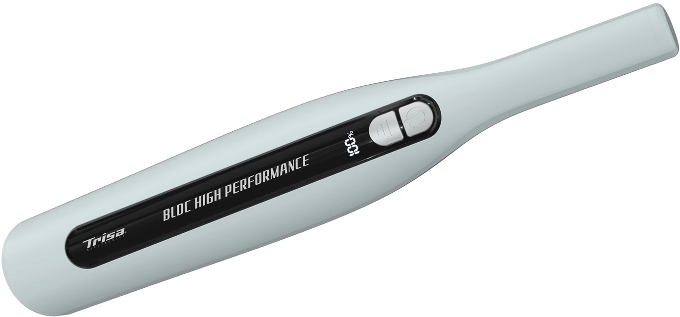 Ein hellblaues, abgewinkeltes Gerät mit einem schwarzen Display, das 'BLDC HIGH PERFORMANCE' und Knöpfe anzeigt. Die Marke ist Trisa.