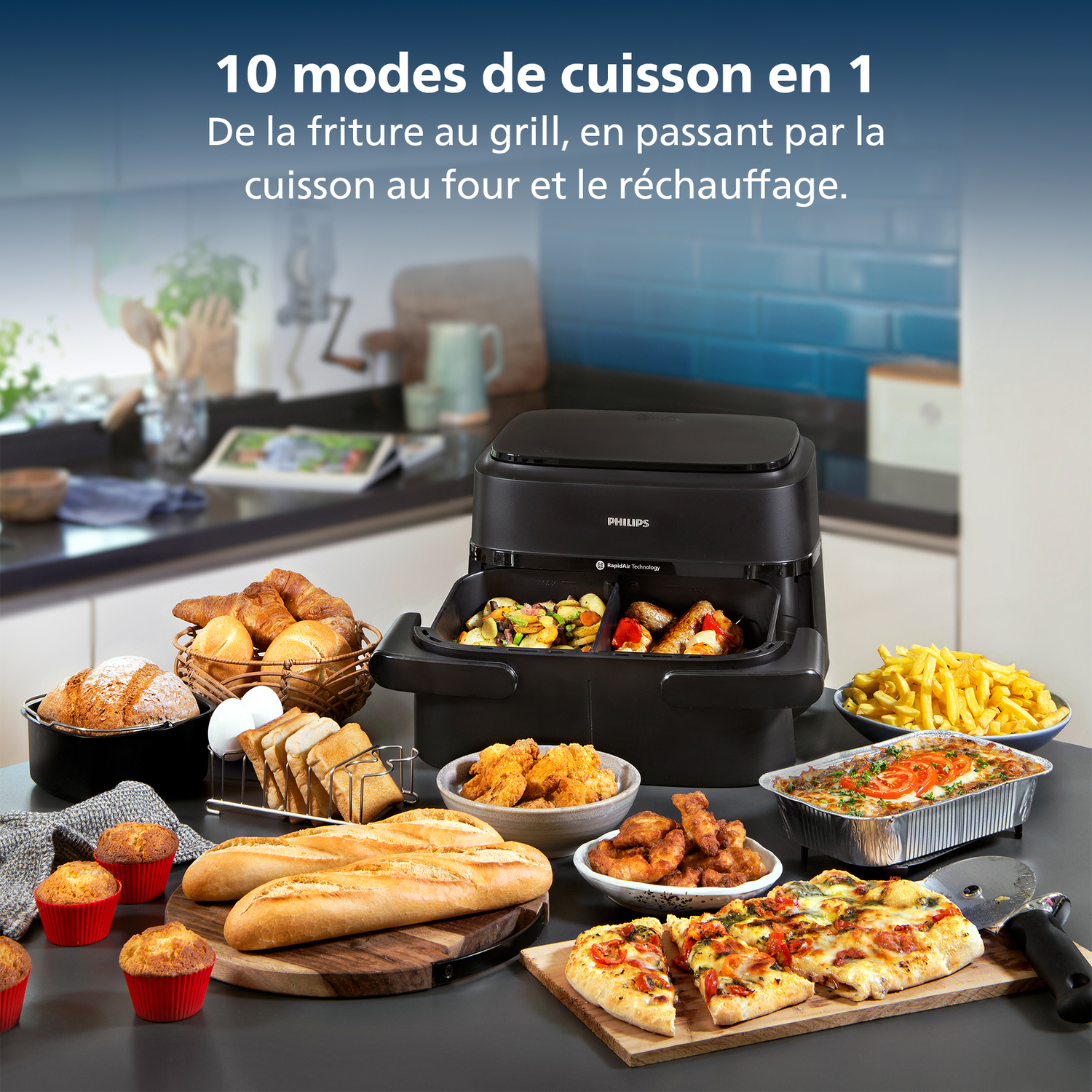Een airfryer met diverse gerechten: brood, muffins, pizza, friet en gebraden kip. Er zijn ook groenten. Tekst: 10 kookmodi in 1.