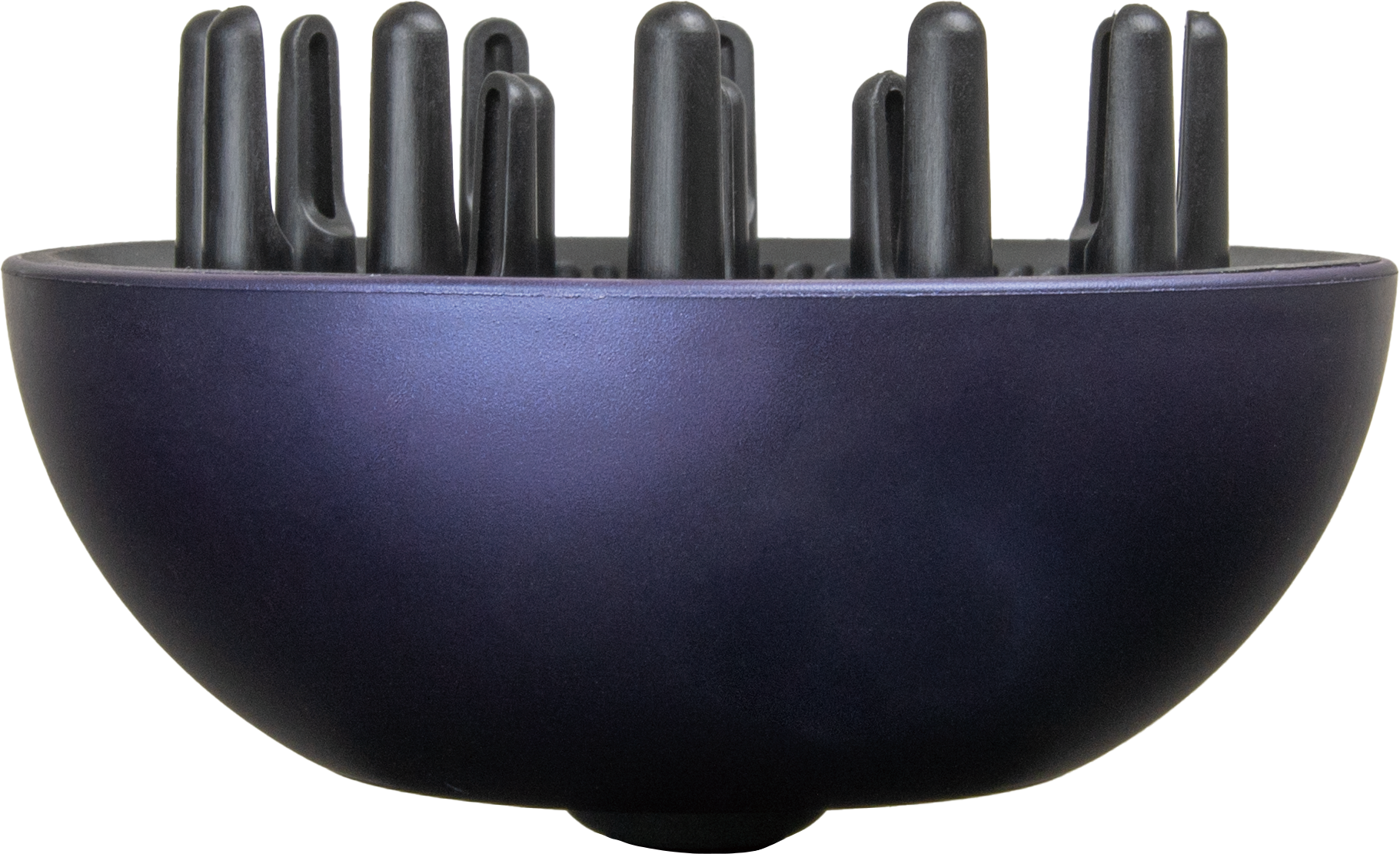Ein dunkelpurpurner Haartrockner-Diffusor. Er hat mehrere schwarze Zacken, die aus der Oberseite herausragen, und eine abgerundete Schüsselform.