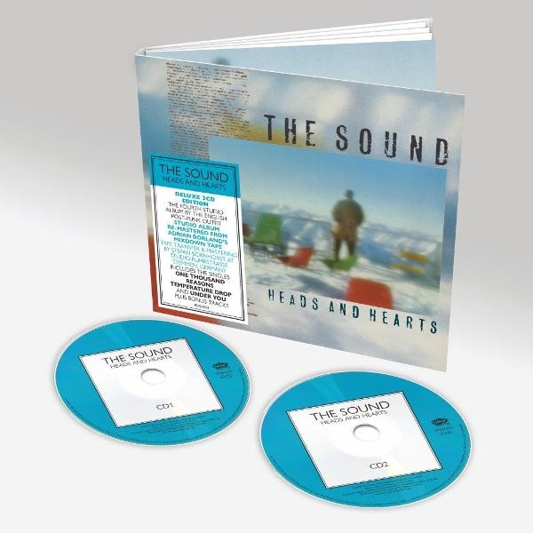Albumcover mit CDs. Es steht 'The Sound Heads and Hearts'. Das Cover zeigt einen Mann und Stühle.
