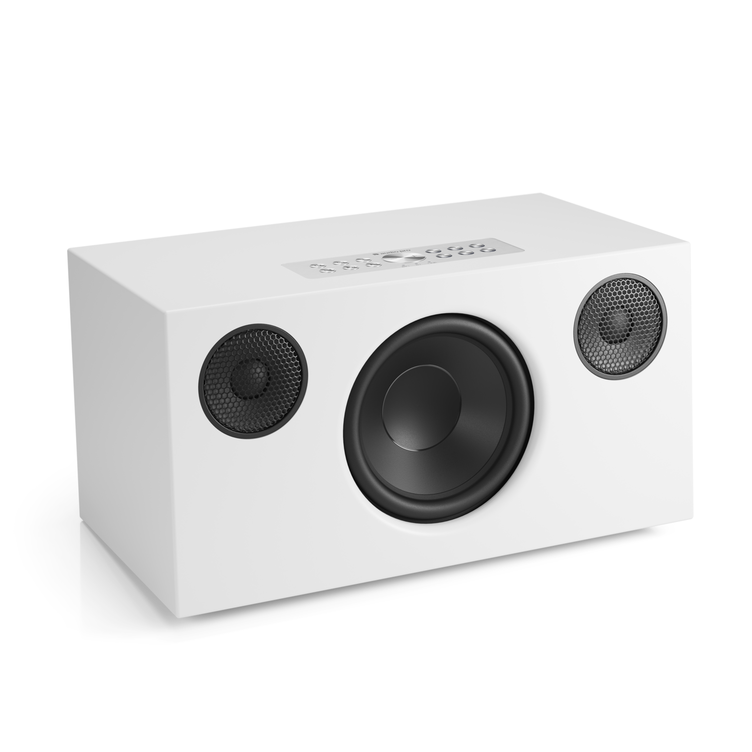 Een witte speakerbox met drie zwarte speakerroosters. Het middelste rooster is groter. Bedieningselementen boven.