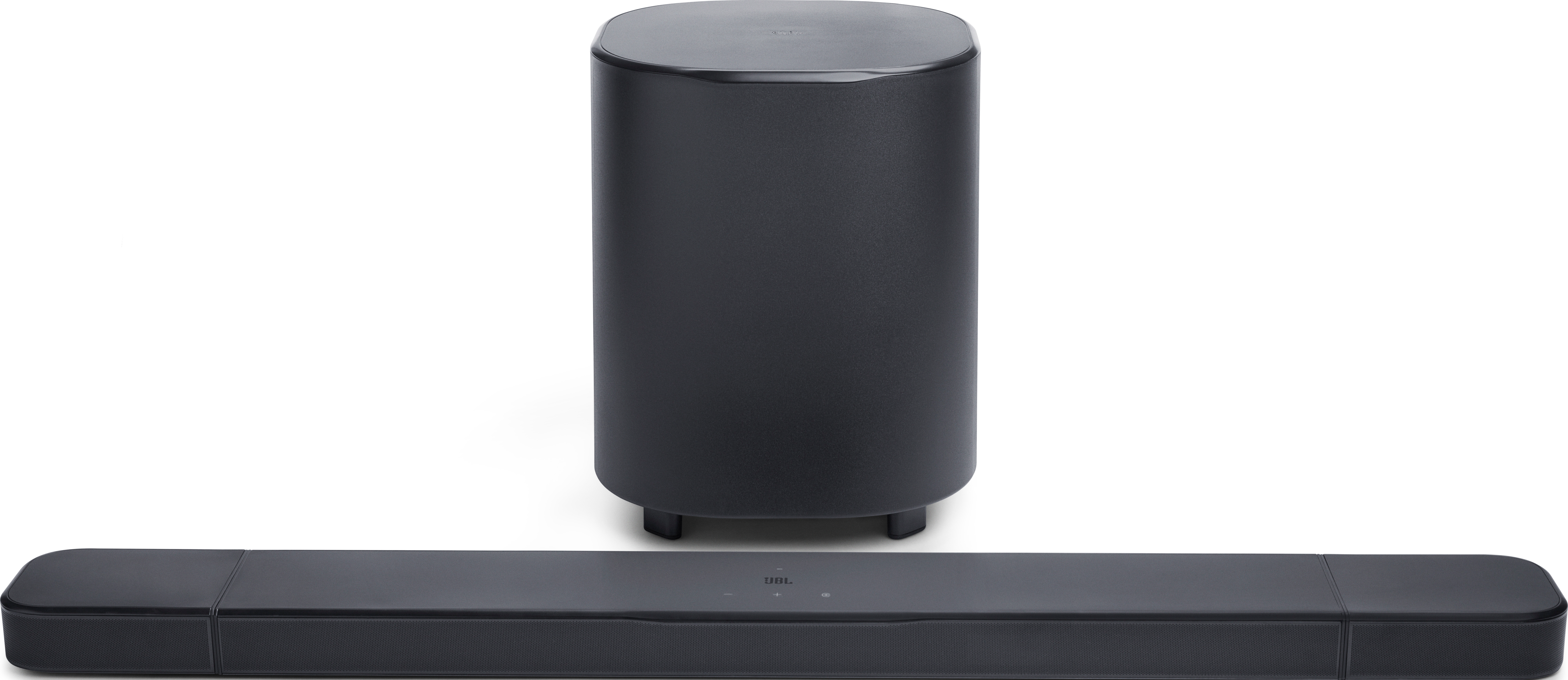 Ein schwarzes JBL-Soundbar und Subwoofer vor weißem Hintergrund. Der Subwoofer ist zylindrisch, die Soundbar rechteckig.