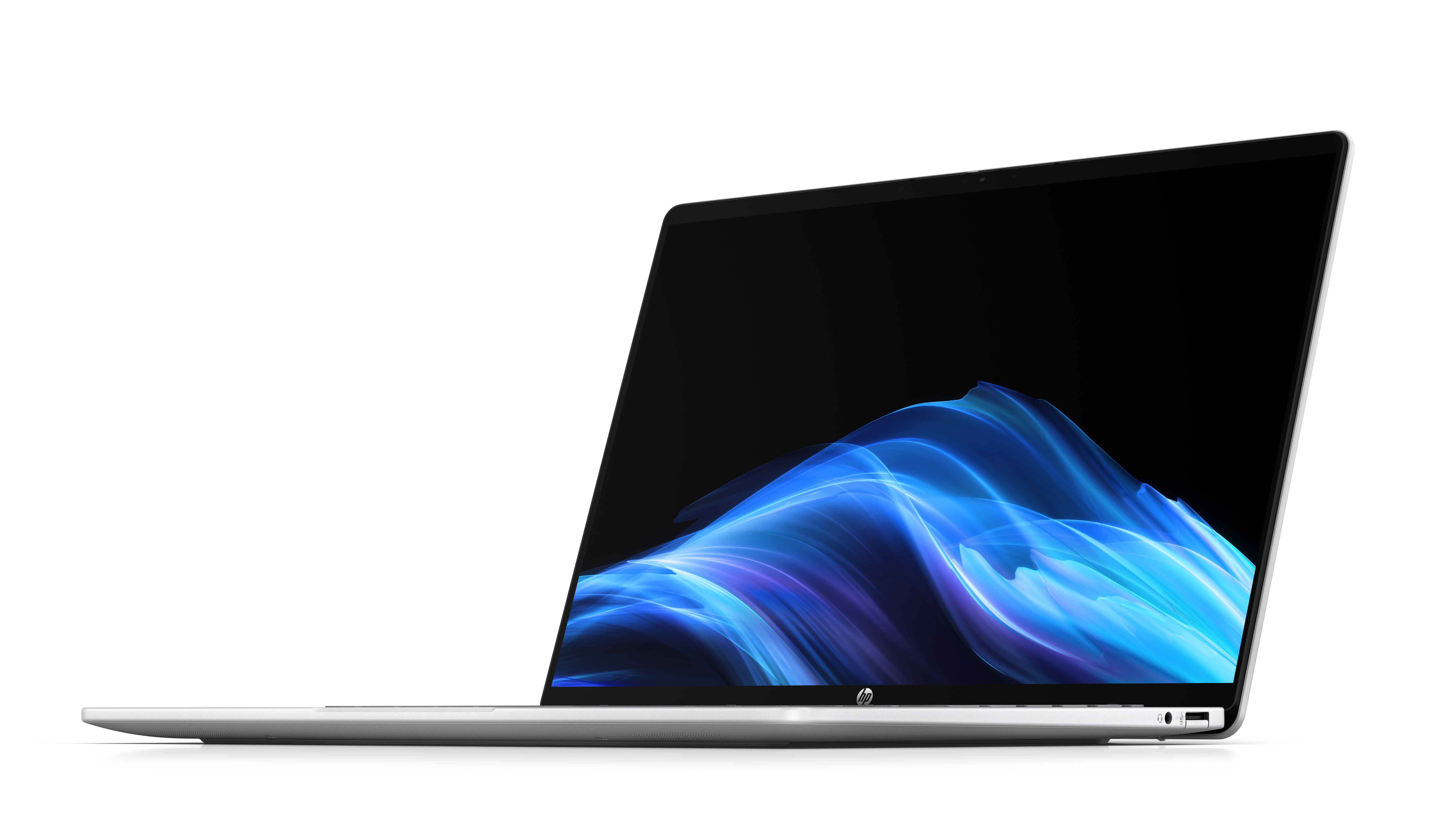 Silberner Laptop mit schwarzem Bildschirm, der blaue und lila abstrakte Kunst zeigt. Weißer Hintergrund. HP-Logo sichtbar.
