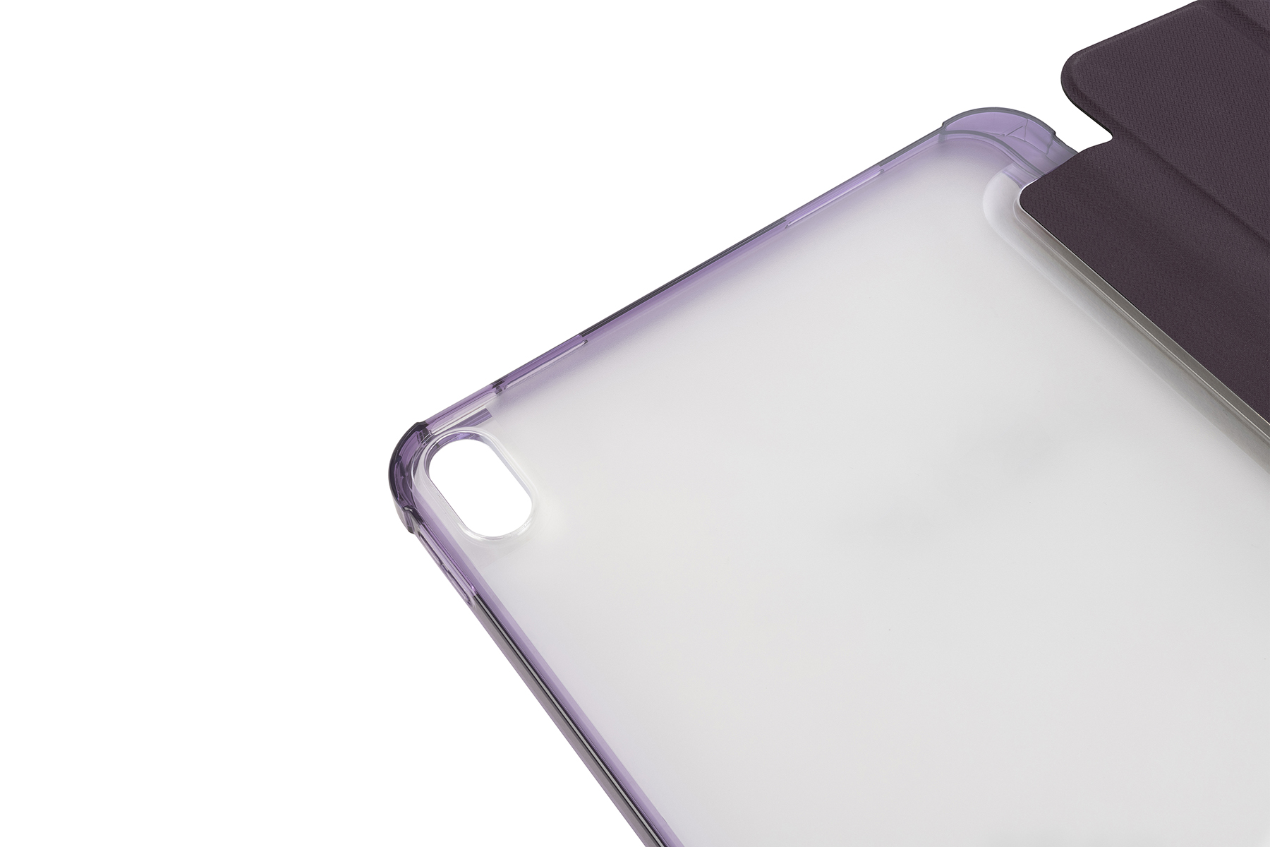 Eine transparente Tablet-Hülle mit violetten Kanten und einer dunkelvioletten Abdeckung auf weißem Hintergrund.