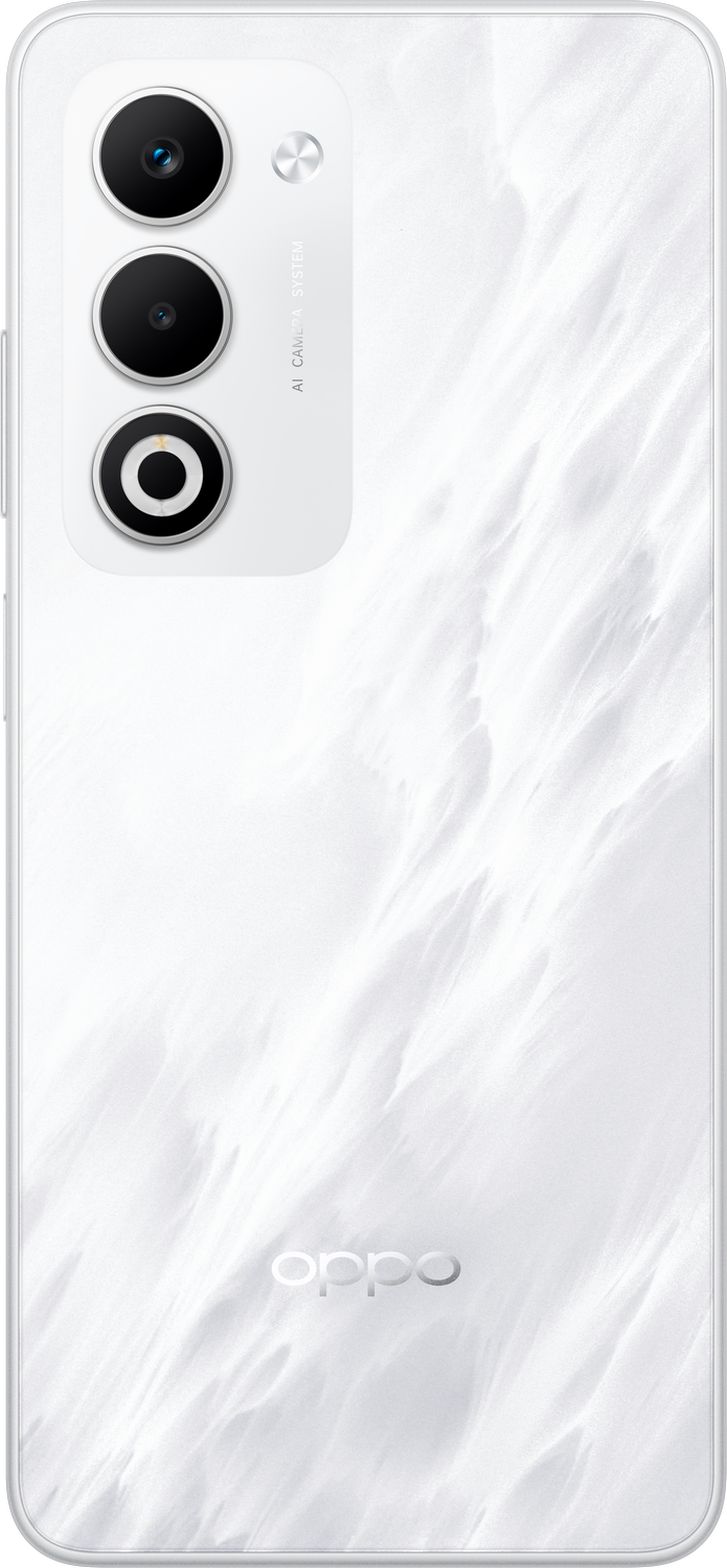 Parte trasera blanca de teléfono Oppo con tres lentes de cámara. Patrón texturizado y logo Oppo.