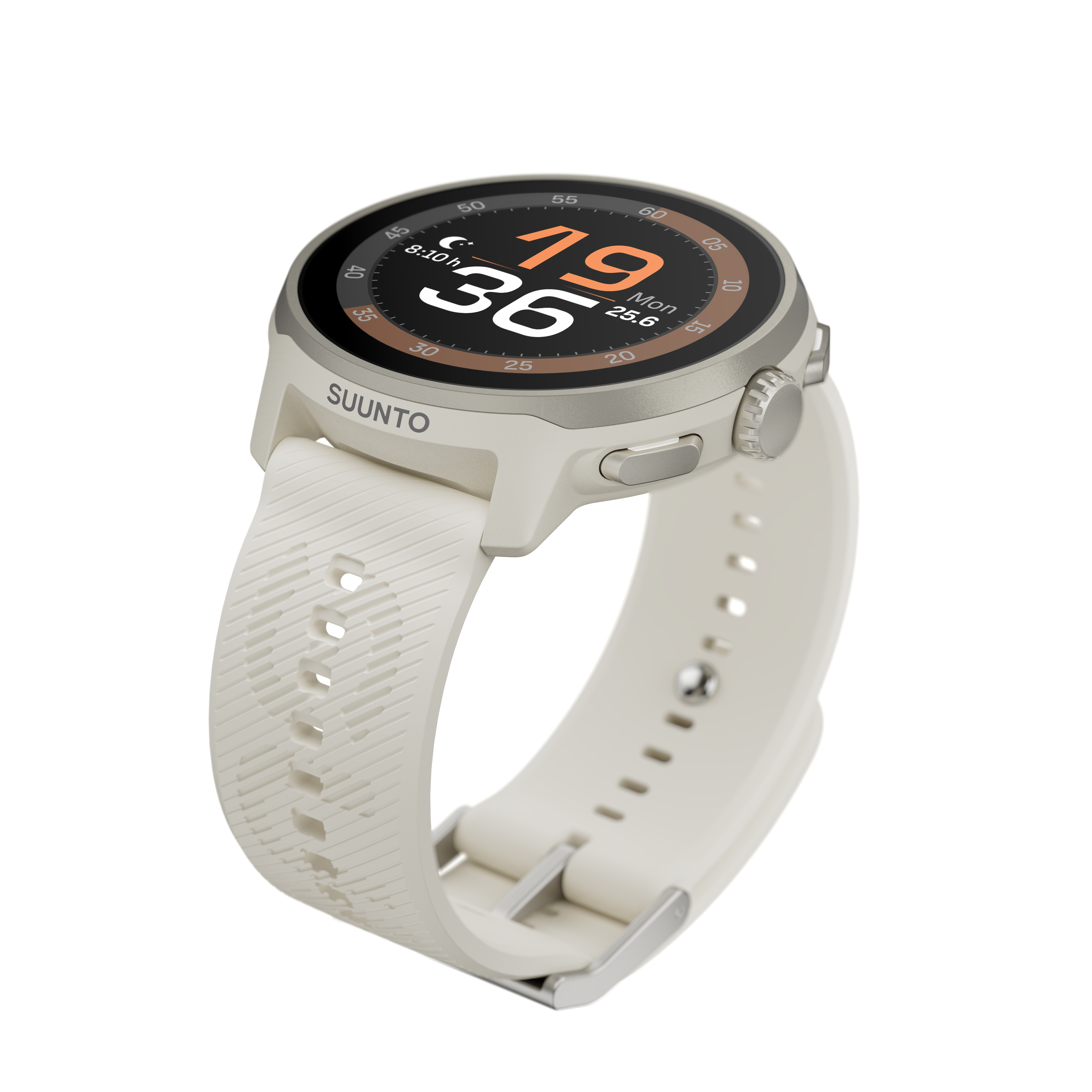 Un reloj inteligente Suunto color crema sobre fondo negro. El reloj muestra la hora y la fecha. La correa es blanca.