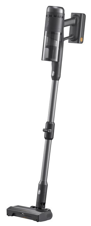 Ciemnoszary odkurzacz bezprzewodowy, zamontowany na ładowarce ściennej. Ma długi uchwyt i głowicę szczotkową.