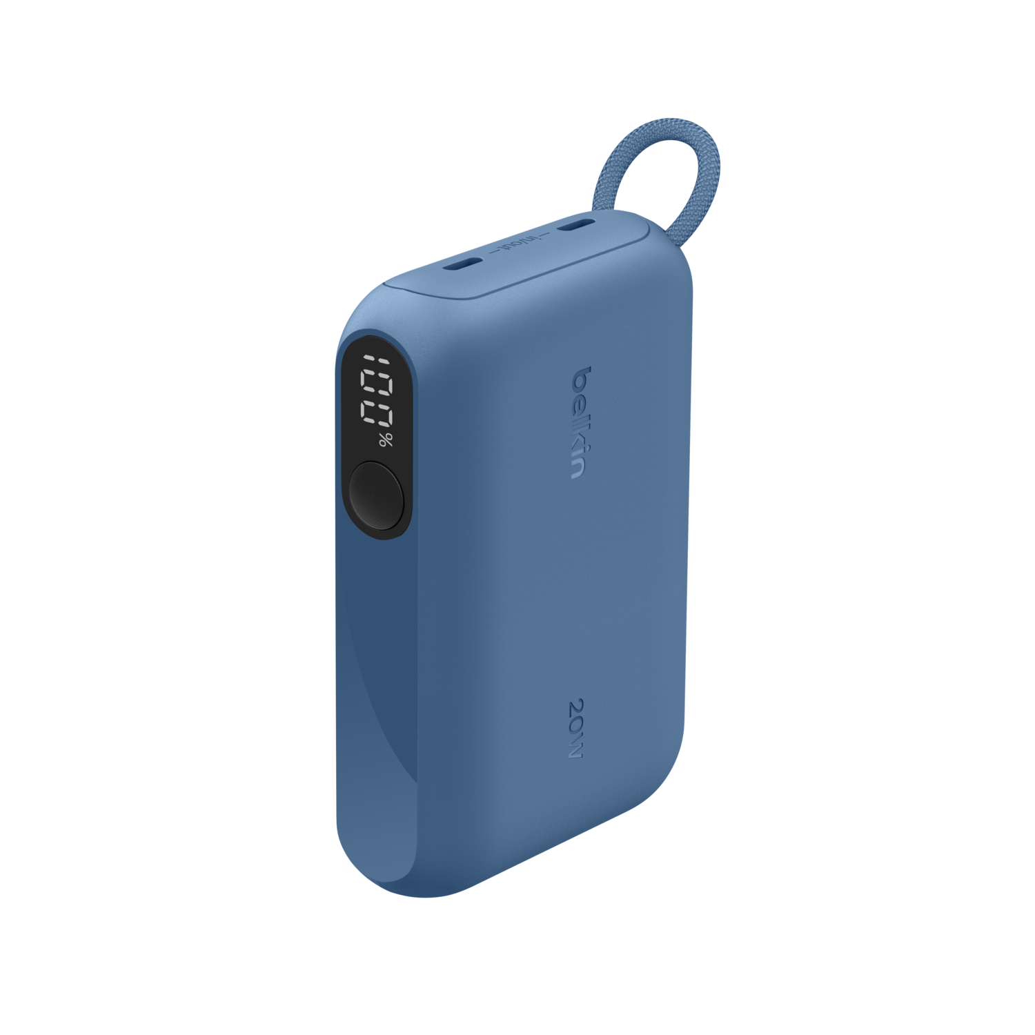 Batterie externe Belkin 20W bleue, affichant 100% de charge. Bouton noir, écran LED et boucle en tissu.
