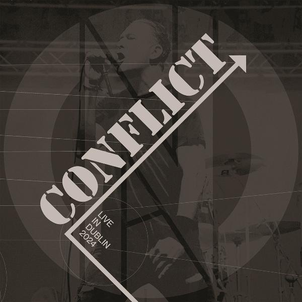 Konzertplakat. Ein Sänger mit Mikrofon singt. Das Wort CONFLICT wird mit einem Pfeil angezeigt. Text: Live in Dublin 2024.