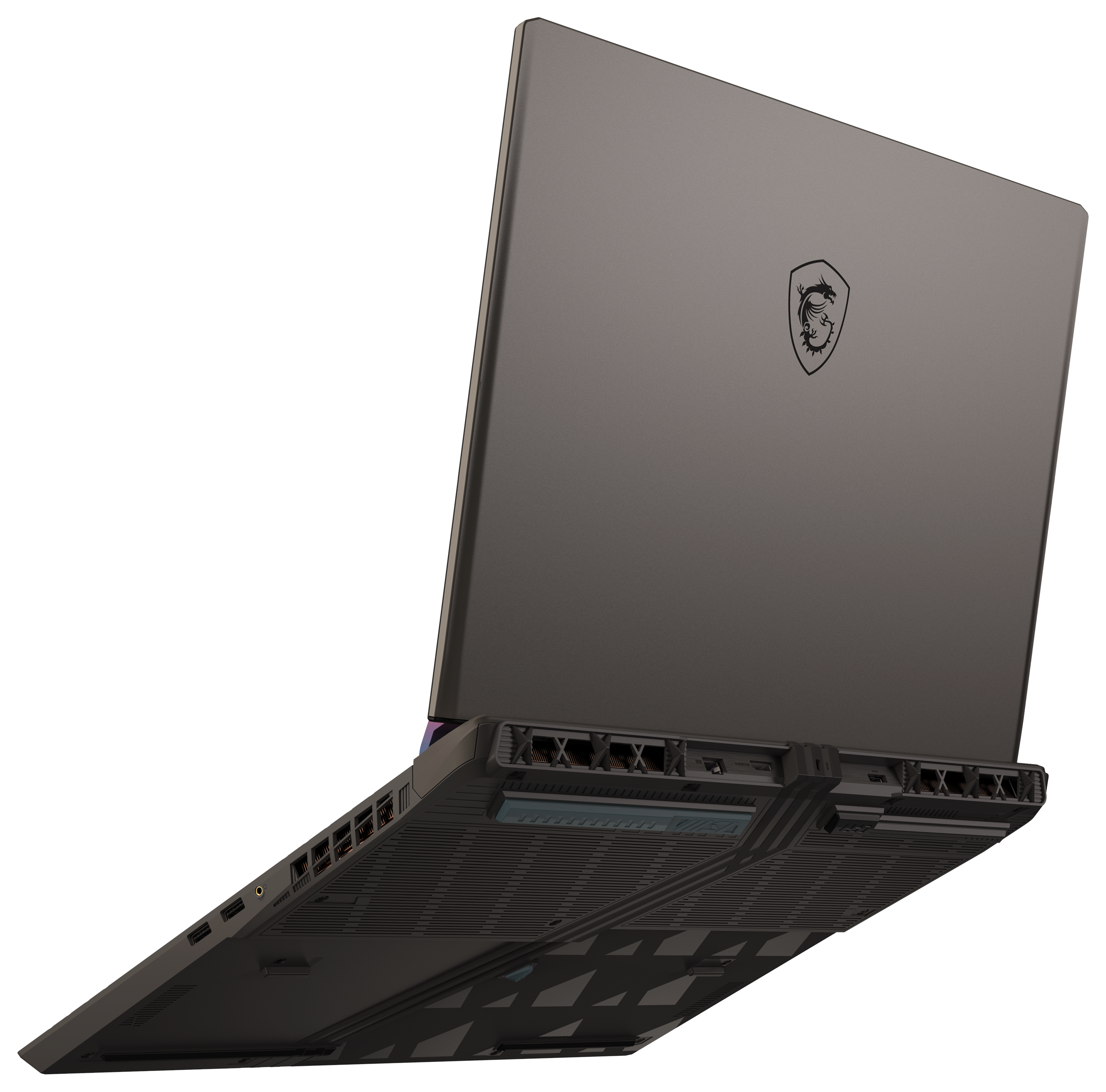 Ein dunkelgrauer Laptop ist nach oben abgewinkelt und zeigt die Rückseite und die Unterseite vor schwarzem Hintergrund.