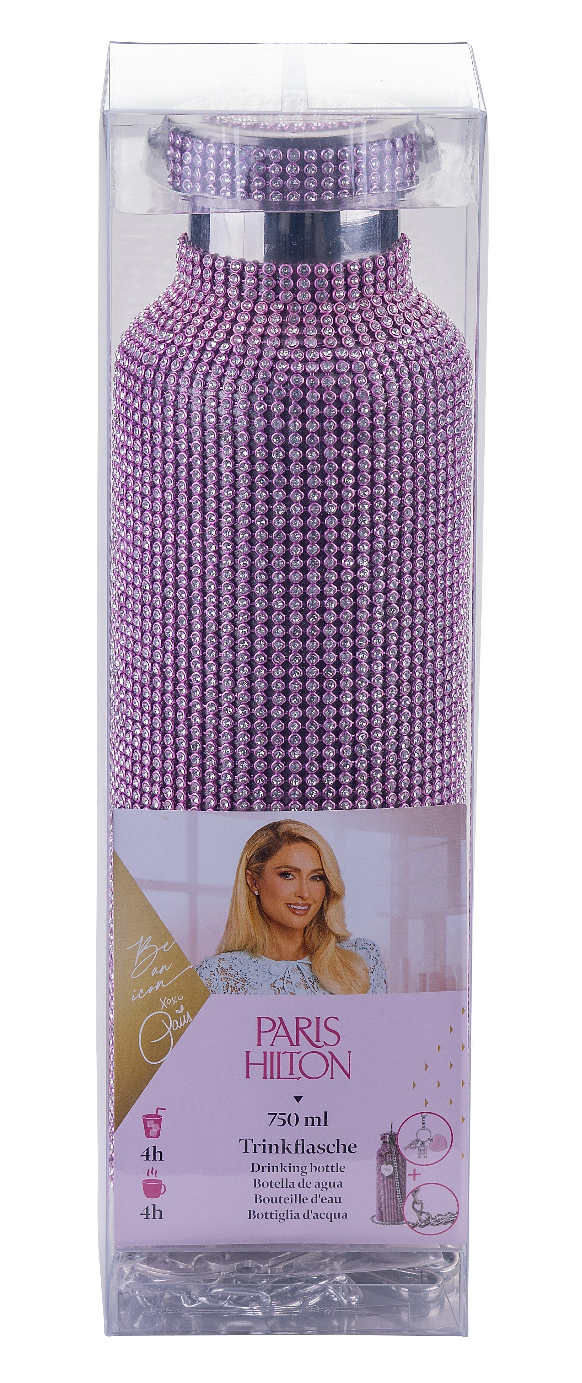 Eine lila Wasserflasche mit Strasssteinen, verpackt in transparentem Kunststoff mit einem Paris Hilton-Etikett.