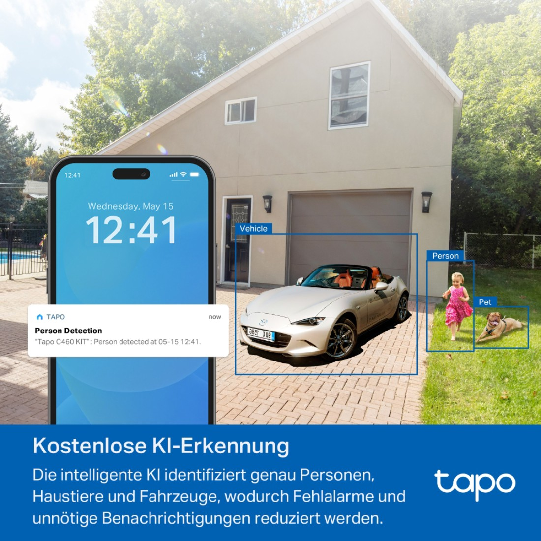 Ein Smartphone zeigt eine Personenerkennungswarnung an. Ein Auto, ein Kind und ein Hund werden hervorgehoben. Ein Haus ist im Hintergrund.