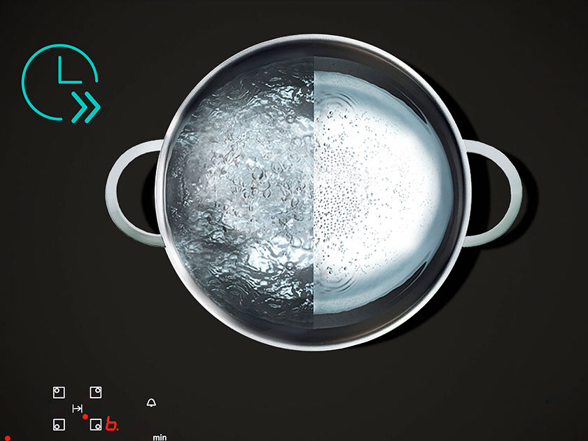 Garnek wrzącej wody na czarnej płycie kuchennej. Widoczna ikona timera. Panel sterowania z symbolami na dole.