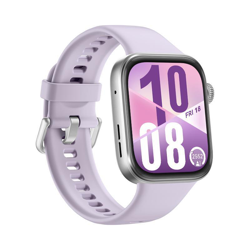 Eine Smartwatch mit lila Armband zeigt die Zeit 10:08 Uhr an. Das Zifferblatt ist rosa mit weißen Ziffern.