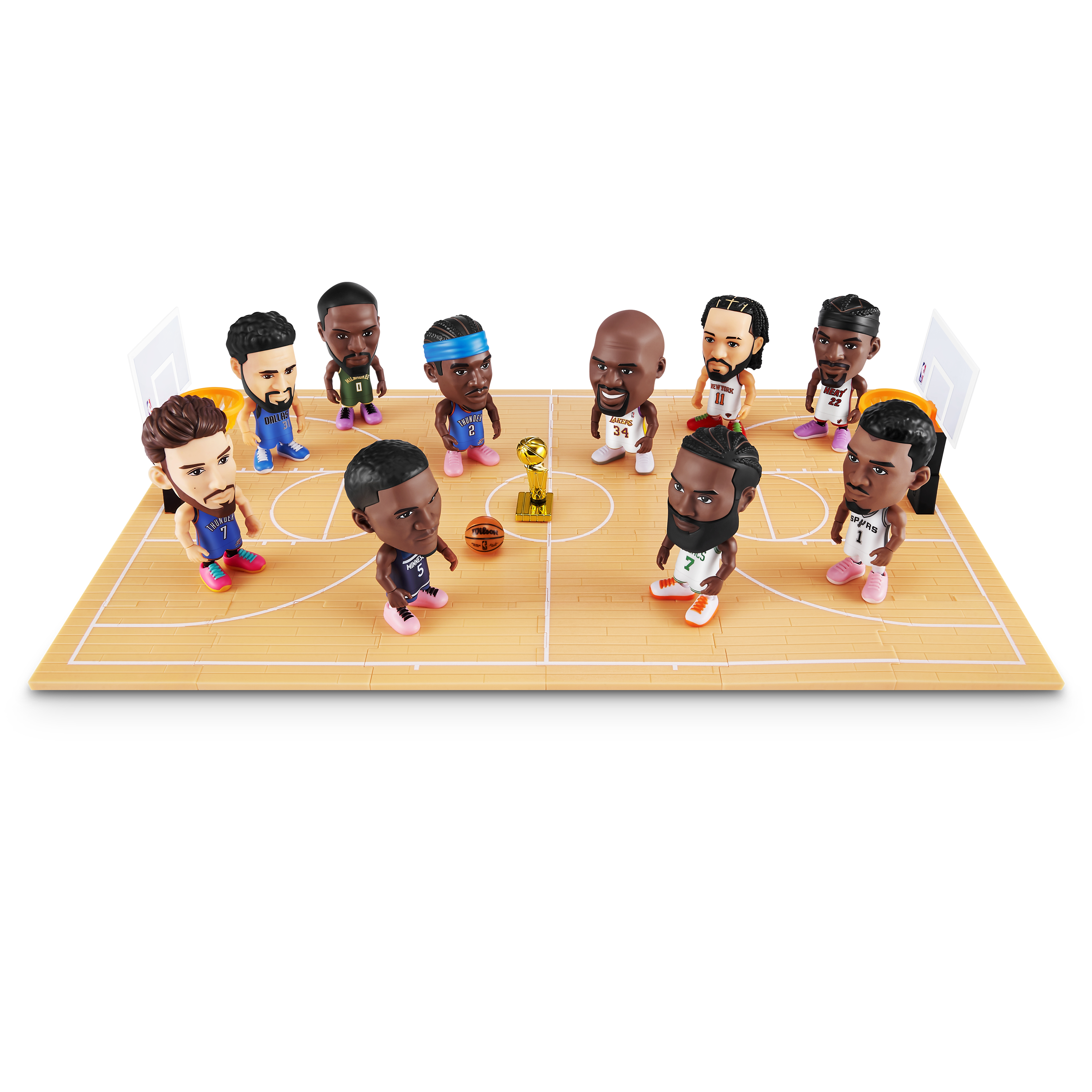 Basketballspieler-Figuren auf einem Spielfeld mit einer Trophäe und einem Ball. Die Figuren tragen verschiedene Teamtrikots.