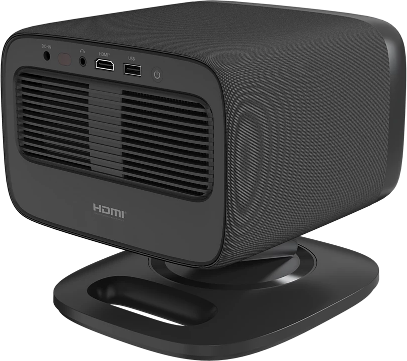 Un projecteur gris foncé avec plusieurs ports, un ventilateur et un bouton d'alimentation, monté sur un support noir.