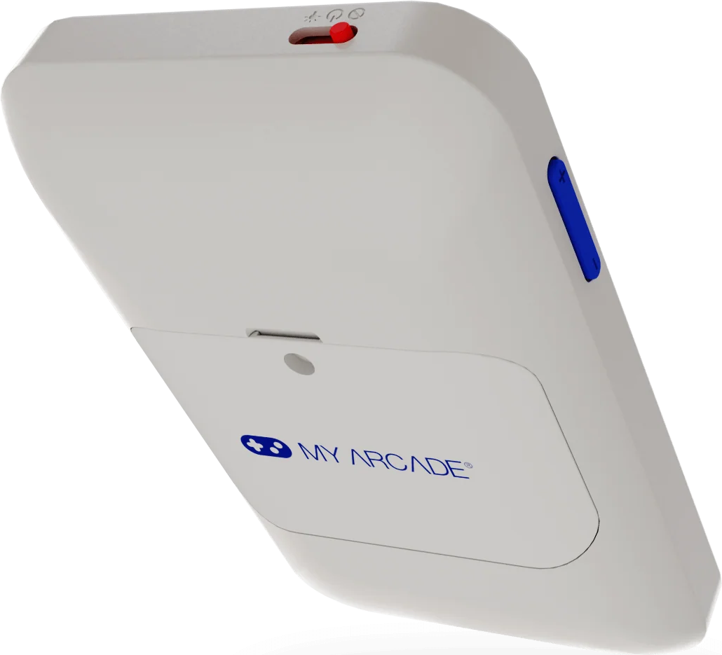 Une console de jeu portable My Arcade blanche. Elle a un bouton bleu, un interrupteur rouge et le logo My Arcade.
