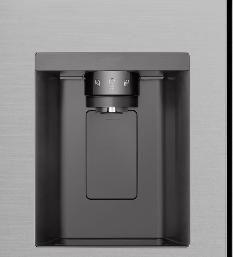 Dystrybutor wody do lodówki ze stali nierdzewnej. Posiada dozownik z ikonami lodu i wody. Dozownik jest ciemnoszary.