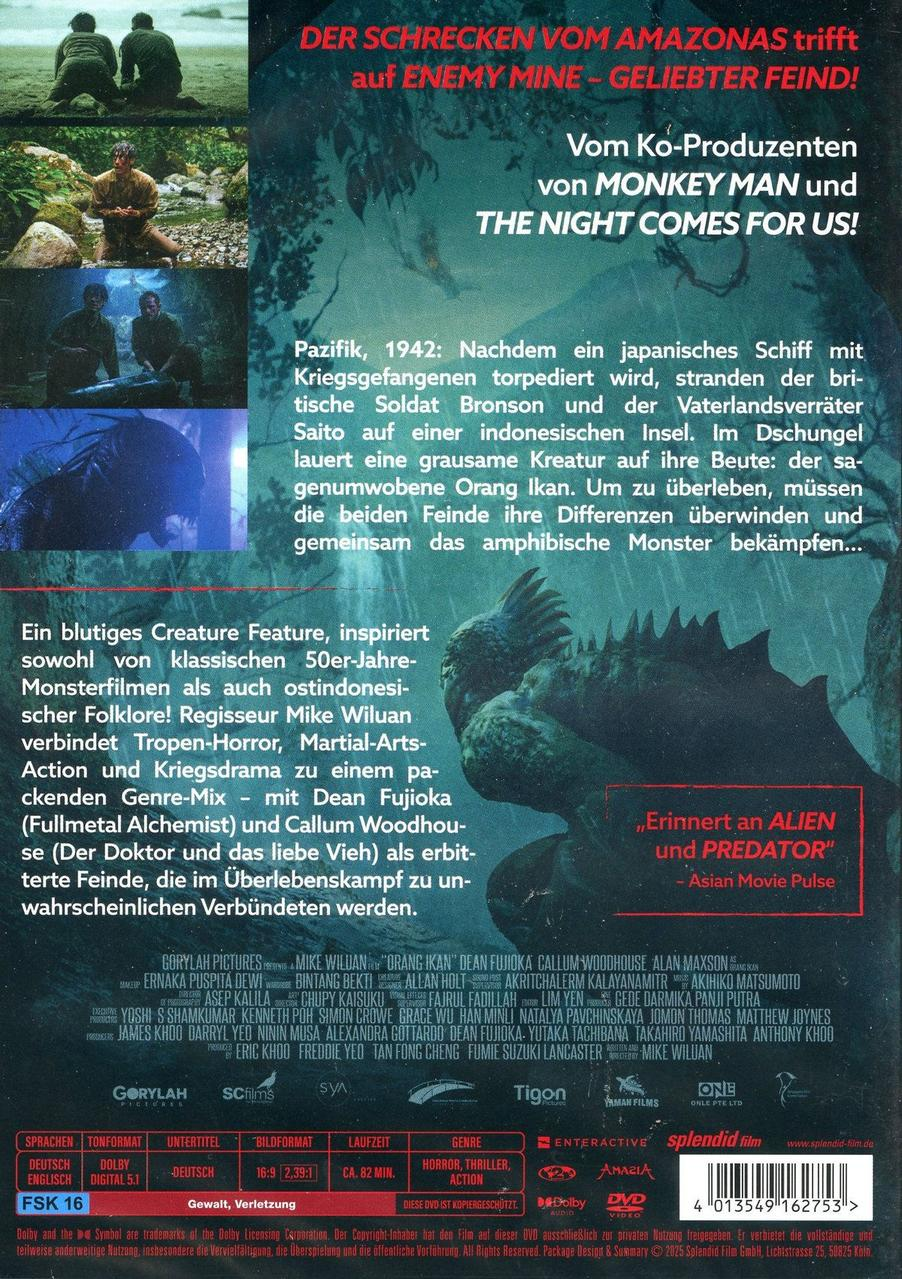 Filmplakat mit dunkelblauen Tönen. Text in Weiß und Gelb, mit einer Kreatur und drei Männern im Dschungel.