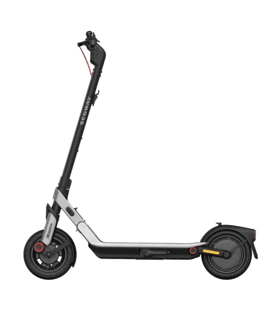 Un patinete eléctrico Segway negro y plateado. Tiene manillar, plataforma y dos ruedas. El fondo es negro.