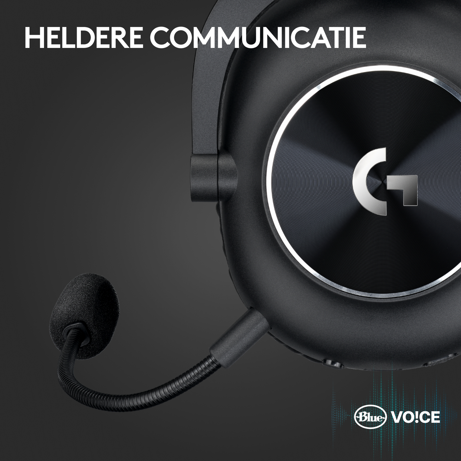 Black headset with microphone. Silver logo and a white ring. The text "HELDERE COMMUNICATIE" is at the top.