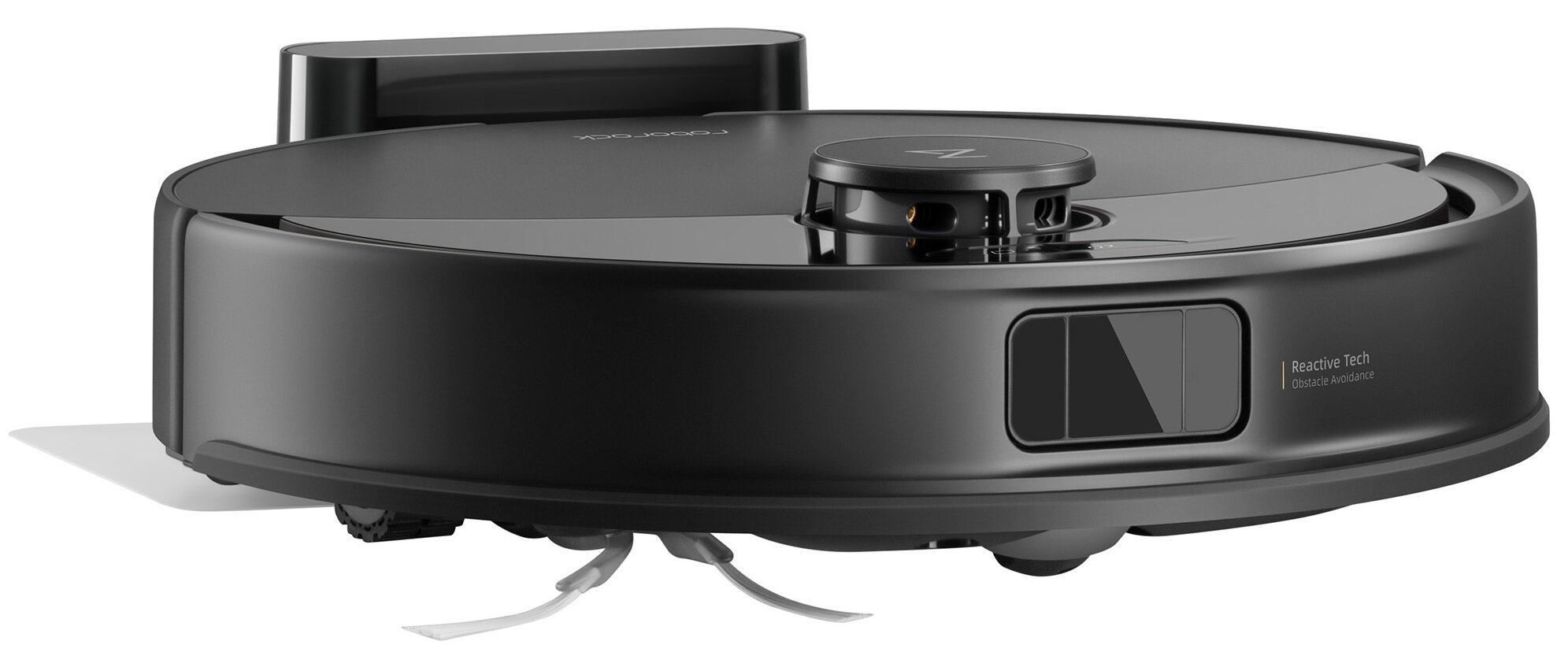 Czarny robot sprzątający. Ma okrągły kształt i różne czujniki. Widoczna jest nazwa marki Roborock.
