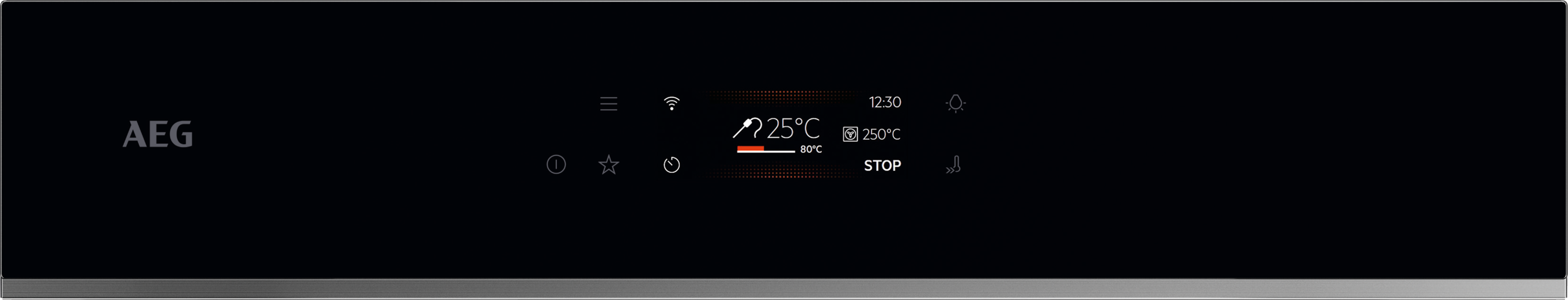 Schwarzes Bedienfeld eines Backofens mit Digitalanzeige für Temperatur, Zeit und Einstellungen. AEG-Logo sichtbar.