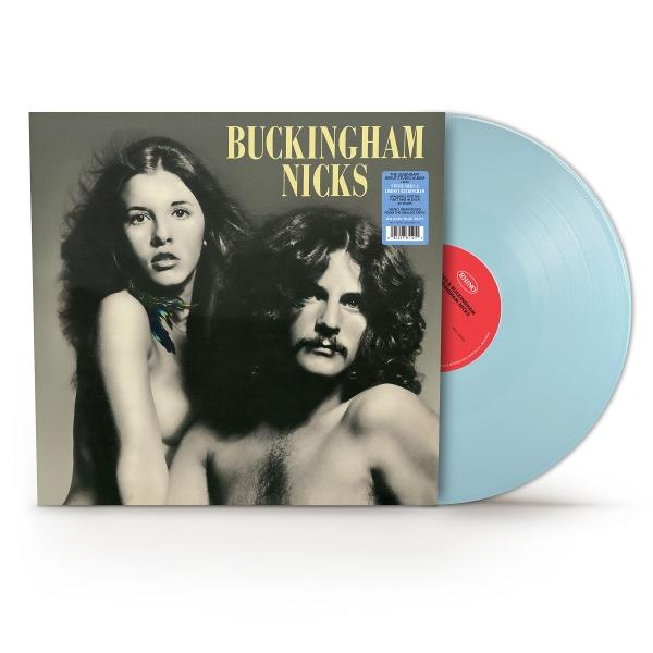 Albumcover von Buckingham Nicks. Eine Frau und ein Mann sind abgebildet, darüber Text. Eine hellblaue Schallplatte ist sichtbar.