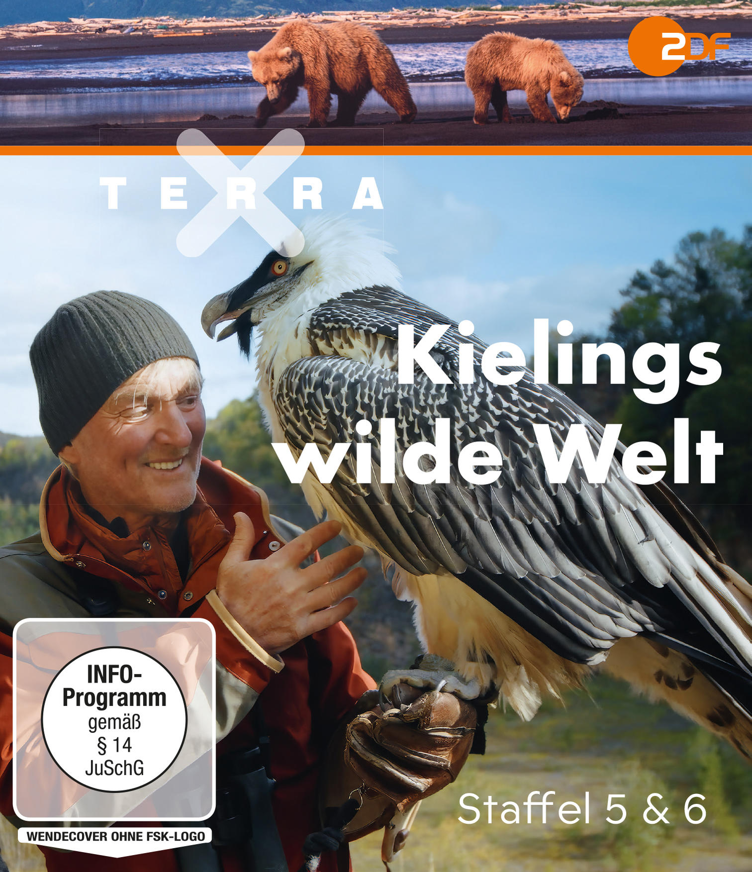 Ein Mann mit einer Kappe hält einen großen Vogel. Oben sind Bären im Wasser.