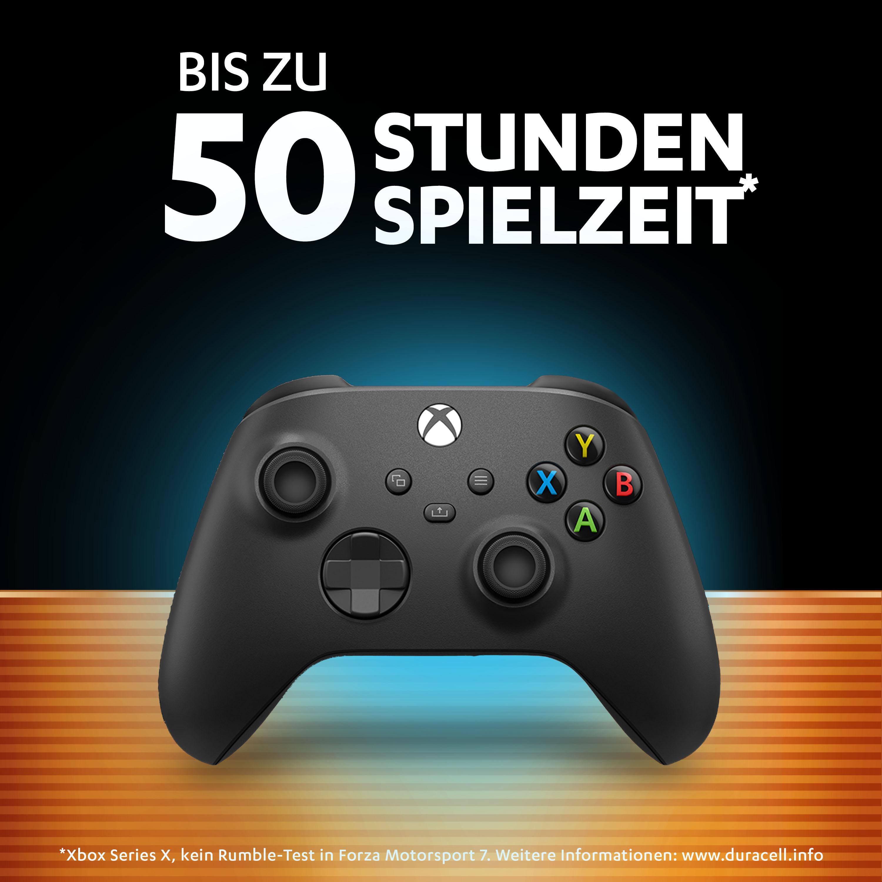 Schwarzer Xbox-Controller mit farbigen Tasten, Text: 'Bis zu 50 Stunden Spielzeit'. Hintergrund orange und blau.