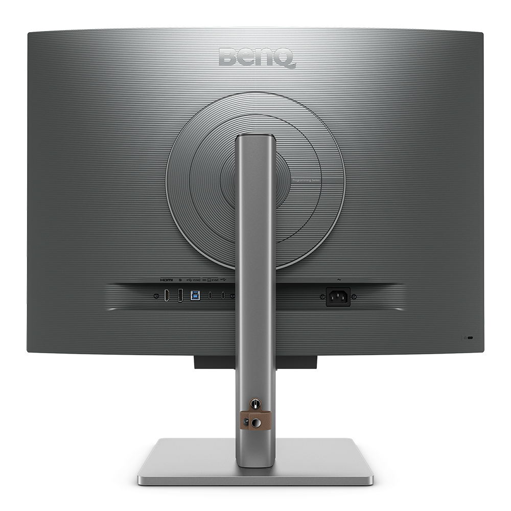 Rückansicht eines BenQ-Monitors. Silberner Rahmen, grauer Bildschirm mit Eingängen und ein Ständer. BenQ-Logo oben. Stromkabel-, HDMI- und USB-Anschlüsse.