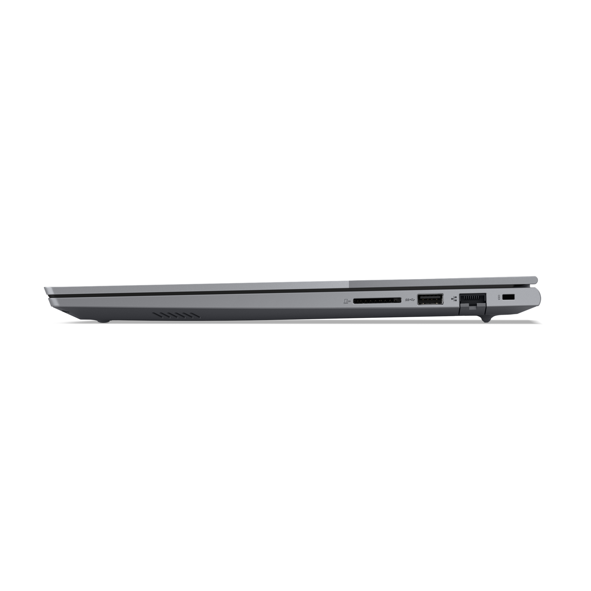 Widok z boku srebrnego laptopa na czarnym tle. Widoczne porty i otwory wentylacyjne.